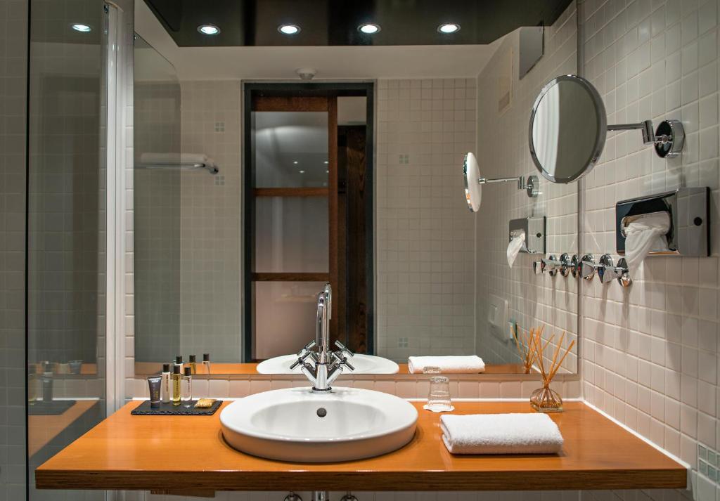 Zeller-Hotel+Restaurant Kahl am Main Zewnętrze zdjęcie